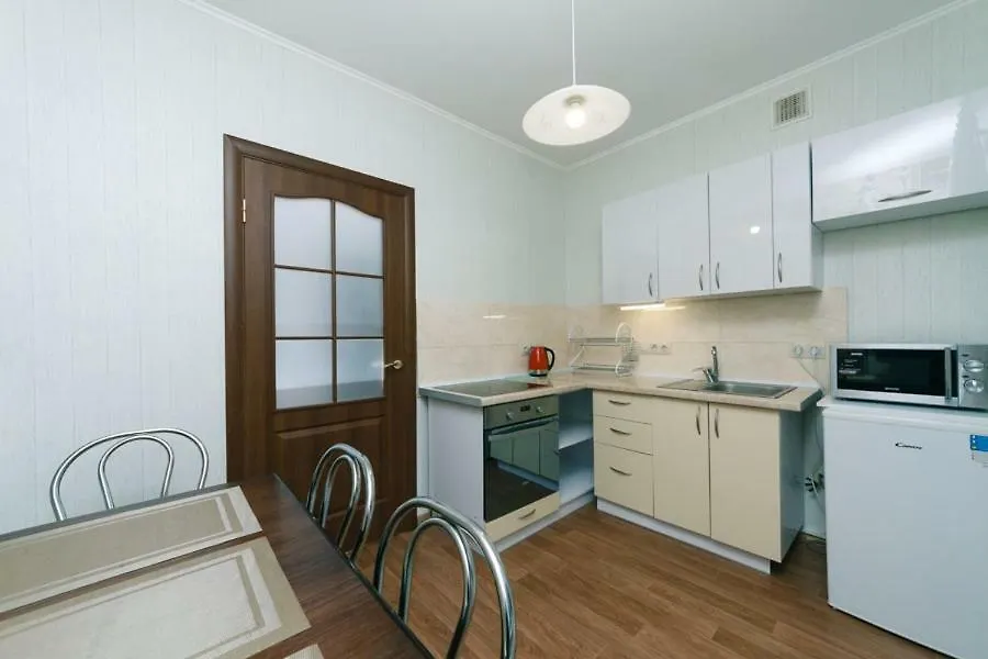 Luxury Apartaments З Видом На Озеро Kiev Daire