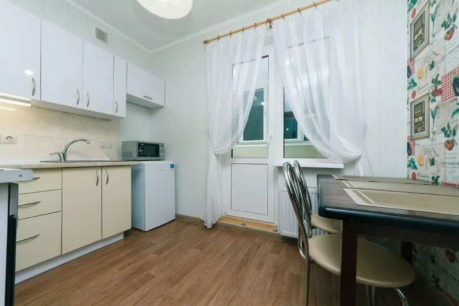 Luxury Apartaments З Видом На Озеро Kiev 0*,